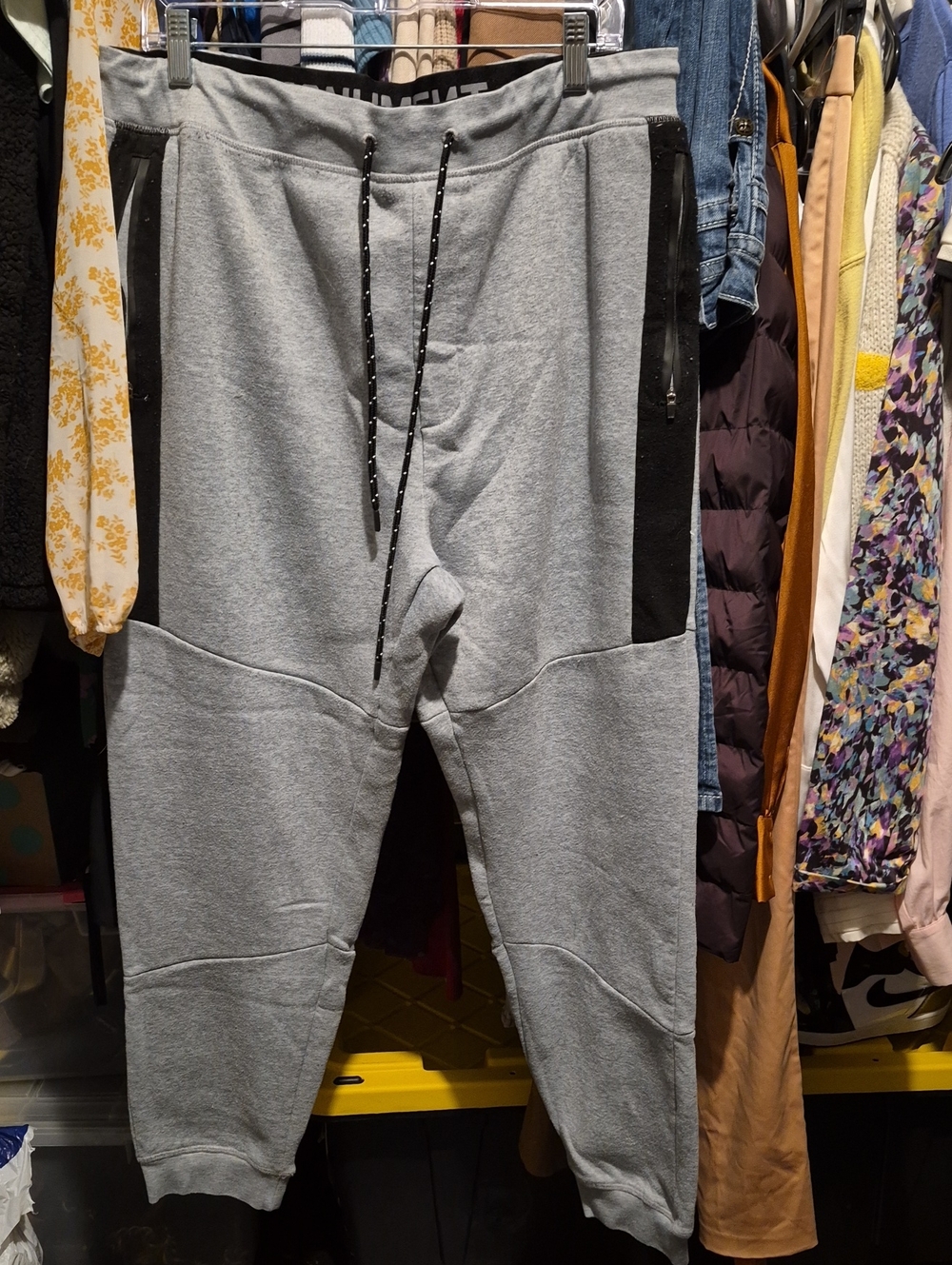 Men's Gray Jogger Sweatpants with Black Side Panels and Drawstring